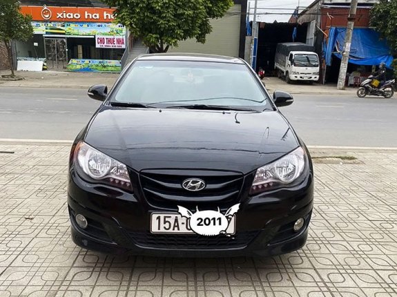 Bán Hyundai Avante 2.0 AT đời 2011, màu đen chính chủ