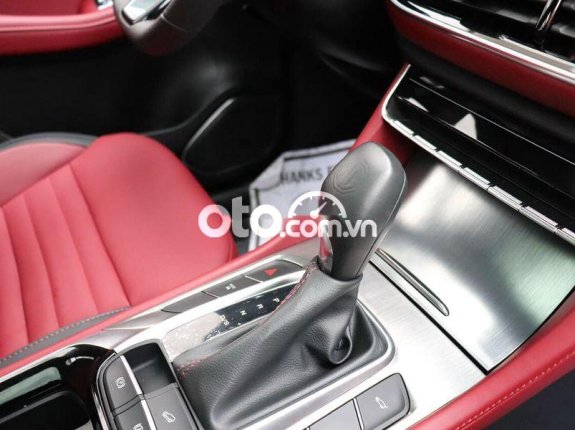 Bán xe MG HS năm sản xuất 2021, màu đỏ, nhập khẩu