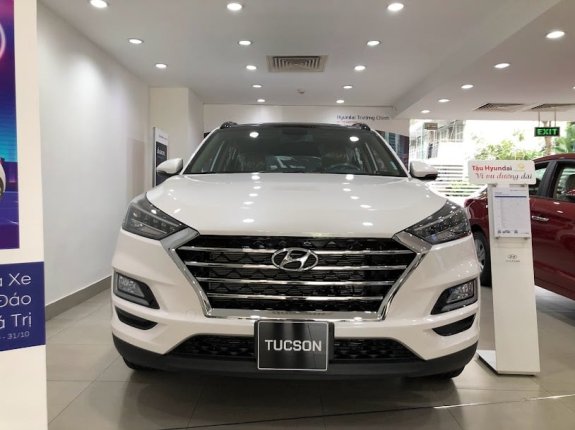 Hyundai Bình Dương - Hyundai Tucson 2.0 tiêu chuẩn 2021, giảm 50% thuế trước bạ, giảm 30tr tiền mặt và nhiều quà tặng chính hãng khủng