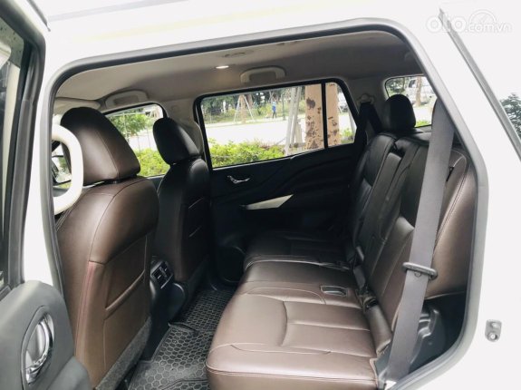 Xe Nissan Terra V 2019 máy xăng 2 cầu năm 2019 được trang bị options ngập ngụa