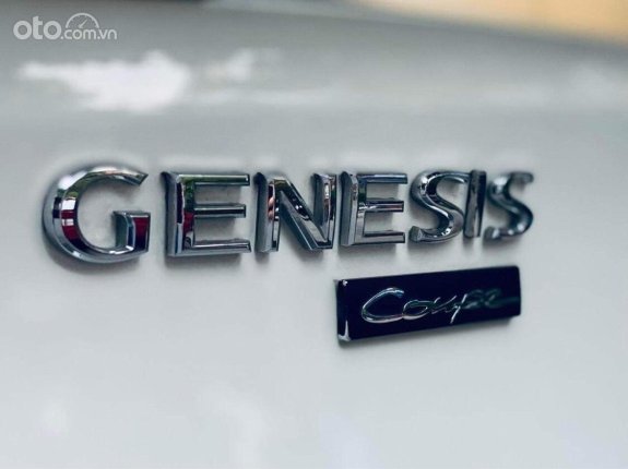 Bán xe Hyundai Genesis 2.0 Tubor năm 2012, màu trắng, sang trọng, xe siêu đẹp