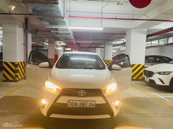 Cần bán lại xe Toyota Yaris E đời 2014, màu trắng giá cạnh tranh