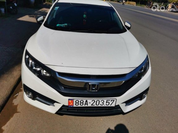 Bán Honda Civic E AT sản xuất 2018, màu trắng, xe nhập giá cạnh tranh