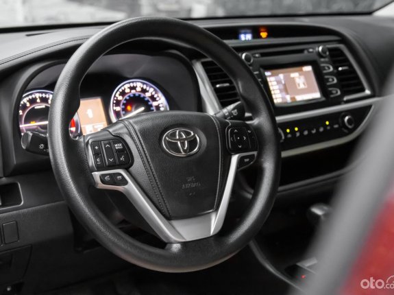 Cần bán xe Toyota Highlander LE 2.7  sản xuất năm 2014