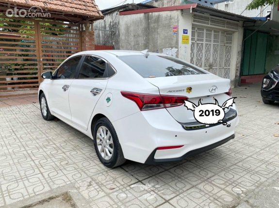 Hyundai Accent năm 2019, giá rẻ