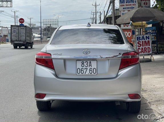 Toyota Vios 2018 - Xe màu bạc