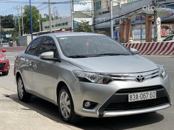 Toyota Vios 2018 - Xe màu bạc