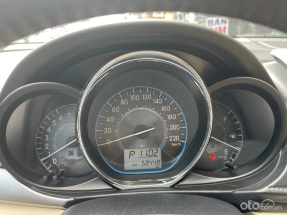 Toyota Vios 2018 - Xe màu bạc