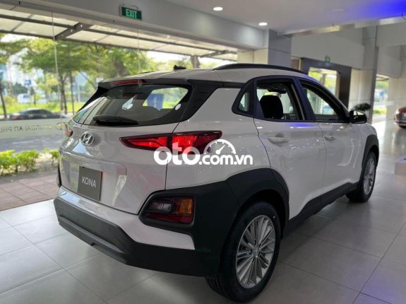 Bán Hyundai Kona AT đời 2021, màu trắng, giá 596tr