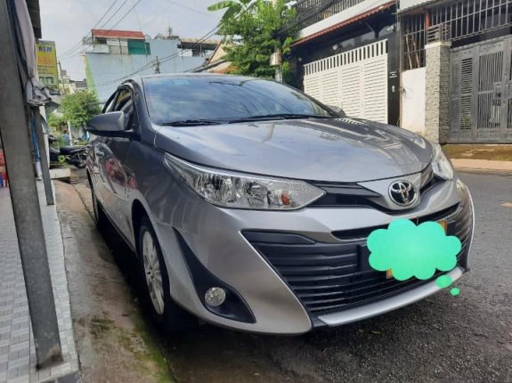 Cần bán xe Toyota Vios CVT 2019, màu xám