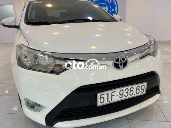 Cần bán Toyota Vios E AT đời 2016, màu trắng 