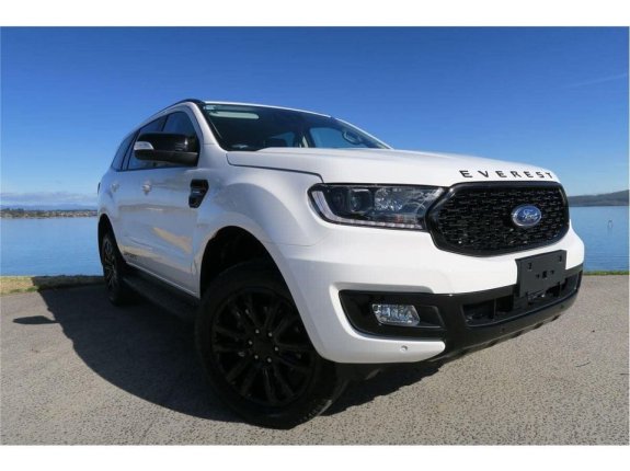 Bán Ford Everest Sport 2.0L 4x2 năm 2021, màu trắng