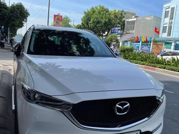 Bán Mazda CX-5 AT 2.0 Premium sản xuất năm 2019, màu trắng, giá tốt