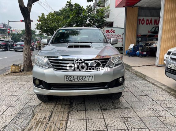 Cần bán lại xe Toyota Fortuner MT sản xuất năm 2014, màu bạc còn mới