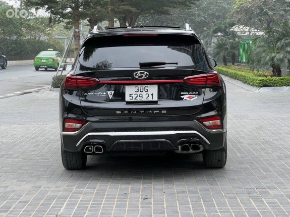 Xe Hyundai Santa Fe 2.2L 4WD Máy dầu Bản Premium  sản xuất 2020