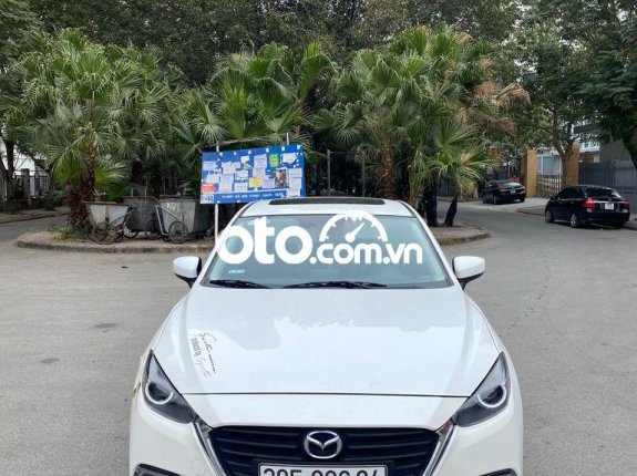 Cần bán lại xe Mazda 3 sản xuất 2018, màu trắng