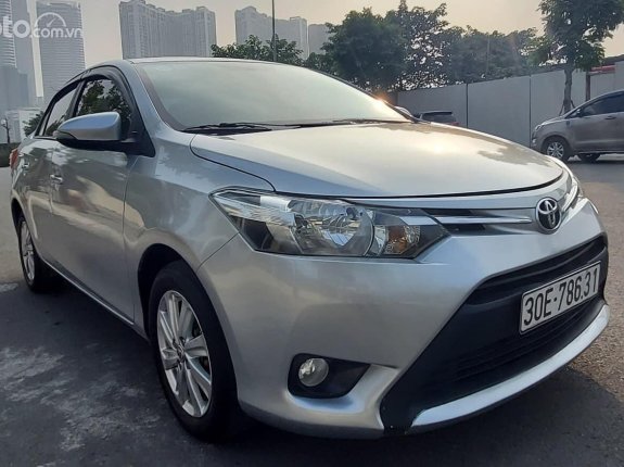 Bán Toyota Vios E năm 2017, màu bạc