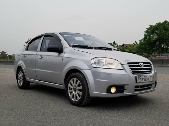 Cần bán lại xe Daewoo Gentra 1.5 Mt năm sản xuất 2008, màu bạc