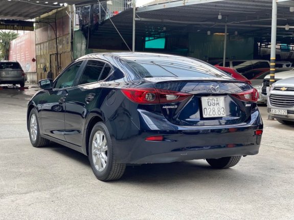 Cần bán gấp Mazda 3 2.5 AT sản xuất năm 2016, màu xanh lam giá cạnh tranh