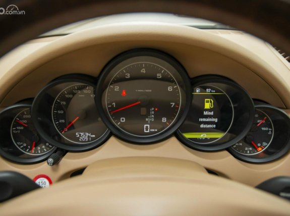 Cần bán Porsche Cayenne 3.6 V6 Up Model 2016 năm sản xuất 2012