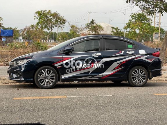 Cần bán Honda City I-Vtec sản xuất năm 2019, màu đen, giá tốt