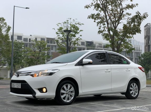 Cần bán gấp Toyota Vios đăng ký lần đầu 2018 xe gia đình giá chỉ 425tr