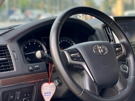 Bán Toyota Land Cruiser VX 4.6 V8 sản xuất năm 2019