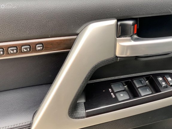 Bán Toyota Land Cruiser VX 4.6 V8 sản xuất năm 2019