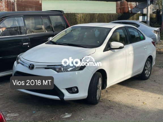 Cần bán xe Toyota Vios 1.5 sản xuất 2018, màu trắng còn mới
