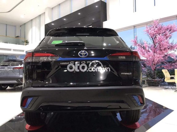 Cần bán Toyota Corolla Cross 1.8 HV năm 2021, nhập khẩu nguyên chiếc