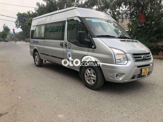 Bán ô tô Ford Transit 16 chỗ, tiêu chuẩn năm 2017, nhập khẩu nguyên chiếc