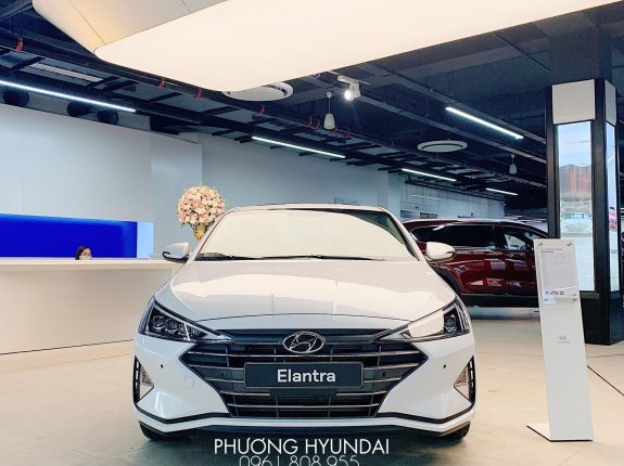 [Giao ngay] Hyundai Elantra 2.0 AT - Hỗ trợ 50% thuế trước bạ - Siêu giảm giá chào xuân