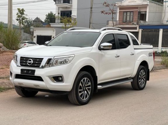 Cần bán xe Nissan Navara VL năm 2017, màu trắng, nhập khẩu