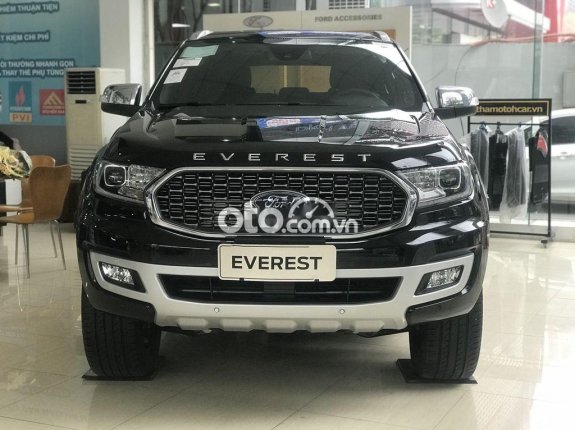 Bán xe Ford Everest Titanium 2.0L AT (4WD) sản xuất 2022, màu đen, nhập khẩu nguyên chiếc