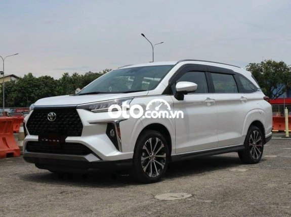 Bán Toyota Avanza 1.5 AT sản xuất 2022, nhập khẩu nguyên chiếc
