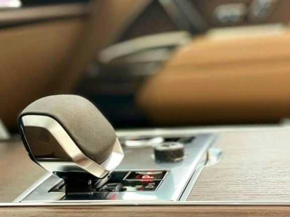 Land Rover Range Rover Phiên bản khác 2025 - Bán xe phiên bản 7 chỗ nhập khẩu chính hãng mới, xe giao ngay