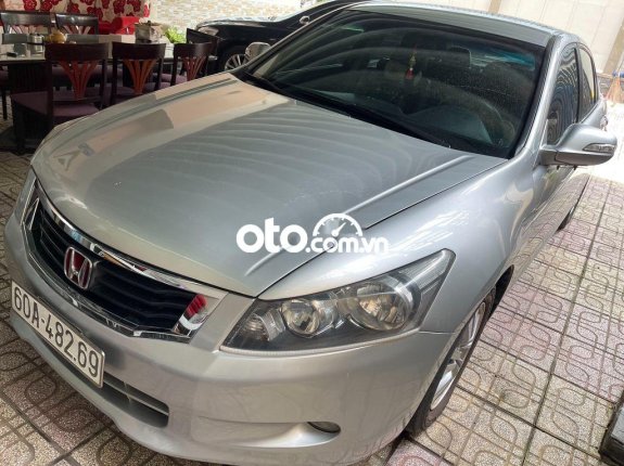 Bán xe Honda Accord 2.0AT năm 2010, màu bạc, xe nhập, giá chỉ 410 triệu
