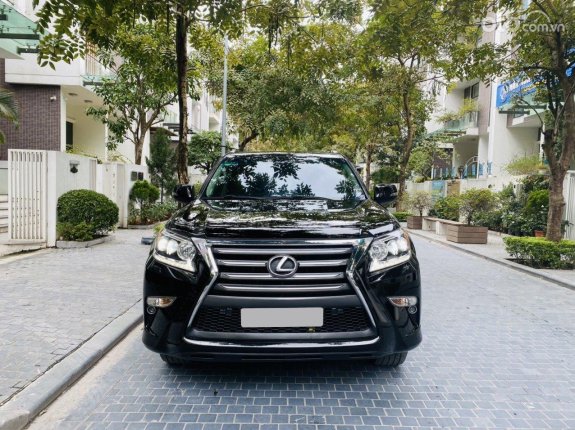 Bán xe đk 11/2014 siêu mới, đi rất ít, màu đen nội thất nâu