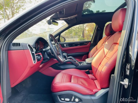 Porsche Cayenne Phiên bản khác 2019 - Xe đăng ký 2020 chạy hơn 1 vạn km như mới