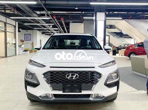 Bán ô tô Hyundai Kona 1.6 Turbo sản xuất năm 2021
