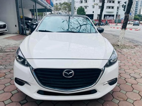 Cần bán xe Mazda 3 1.5L năm sản xuất 2018, màu trắng