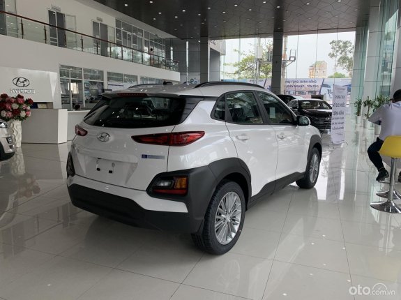 Hyundai Kona 2.0 AT Tiêu chuẩn 2022 - Hỗ trợ 50% thuế trước bạ, giá siêu ưu đãi tháng 4, tặng phụ kiện 10 triệu