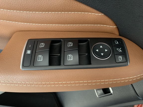 Mercedes-Benz GLE 400 4Matic Coupe 2017 - Xe cực sang, màu đỏ, nhập khẩu Mỹ, đi 31.000 km