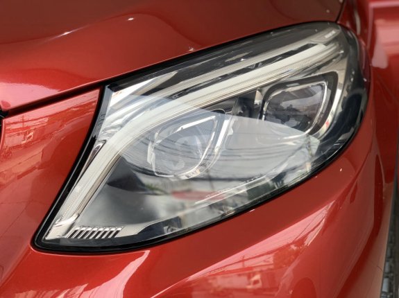 Mercedes-Benz GLE 400 4Matic Coupe 2017 - Xe cực sang, màu đỏ, nhập khẩu Mỹ, đi 31.000 km