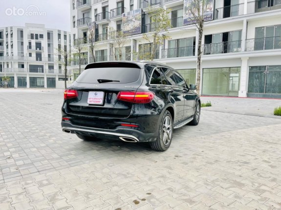 Mercedes-Benz GLC 300 4Matic 2017 - Một chủ từ đầu - Thủ tục pháp lý đầy đủ rõ ràng