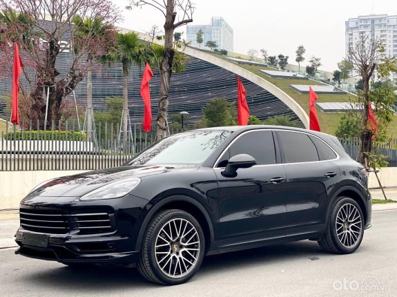 Porsche Cayenne S 2019 - Màu đen, nội thất 2 màu Bordeaux Red, một chủ từ mới, biển thành phố