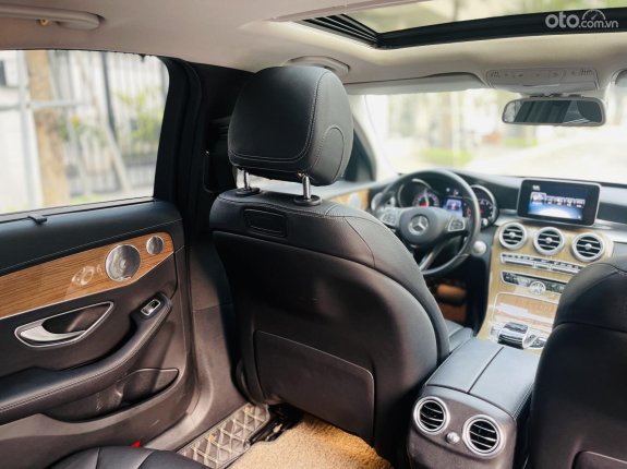 Mercedes-Benz C250 Exclusive 2017 - Xe cực đẹp và ngon, trả góp từ 250tr nhận xe luôn, xe có bảo hành và bao check hãng thoải mái