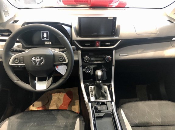 Toyota Veloz Cross 1.5 CVT 2023 - Tặng 1 phần phí trước bạ xe + phụ kiện, đủ màu, giao ngay, 210 triệu nhận xe