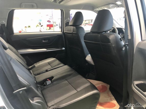 Toyota Veloz Cross 1.5 CVT 2023 - Tặng 1 phần phí trước bạ xe + phụ kiện, đủ màu, giao ngay, 210 triệu nhận xe