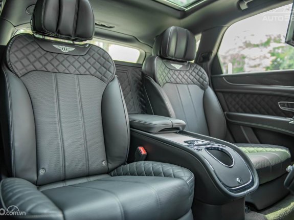 Bentley Bentayga Design Series 2019 - Xe màu đen